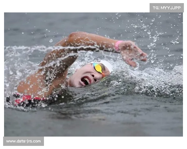 张子扬成功卫冕男子10公里马拉松游泳，湖北再添公开水域金牌